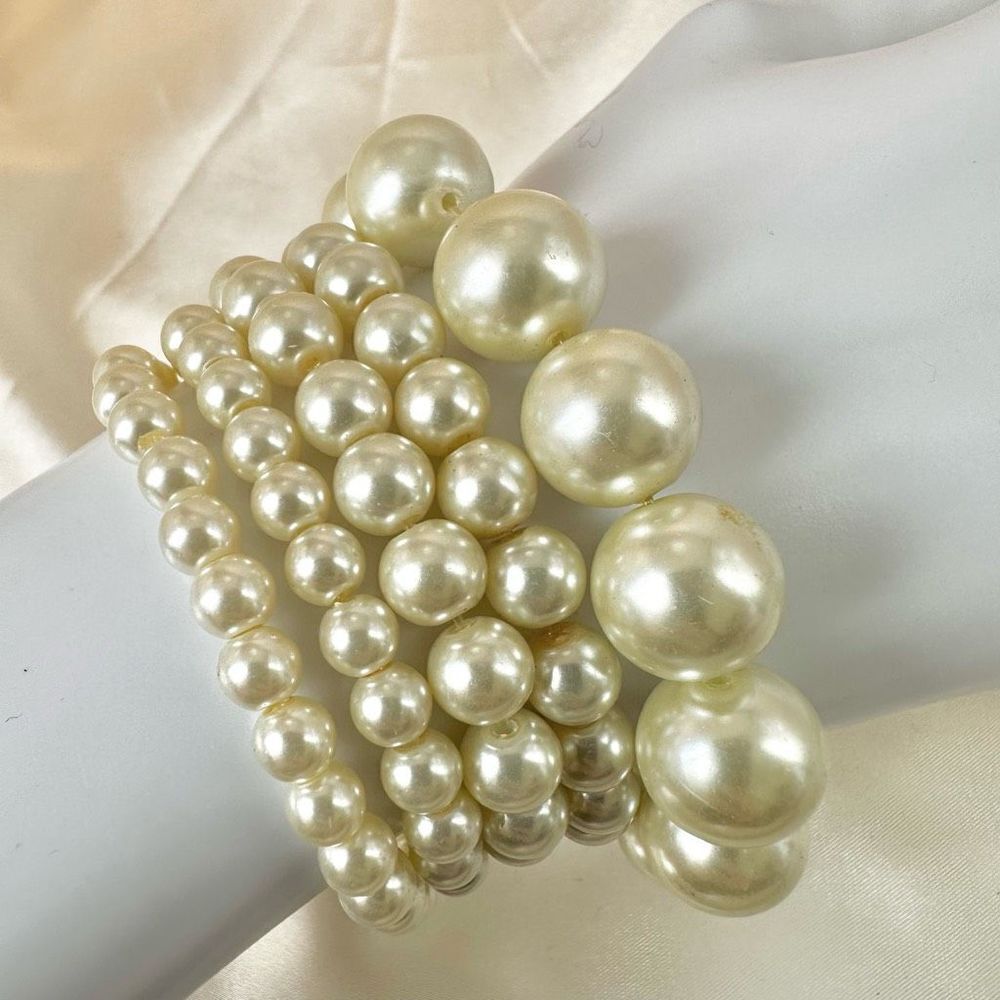 Faux pearl 5 strand stretchy bracelets